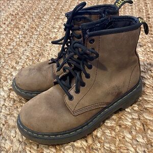 Kids Brown Dr. Martens size 1